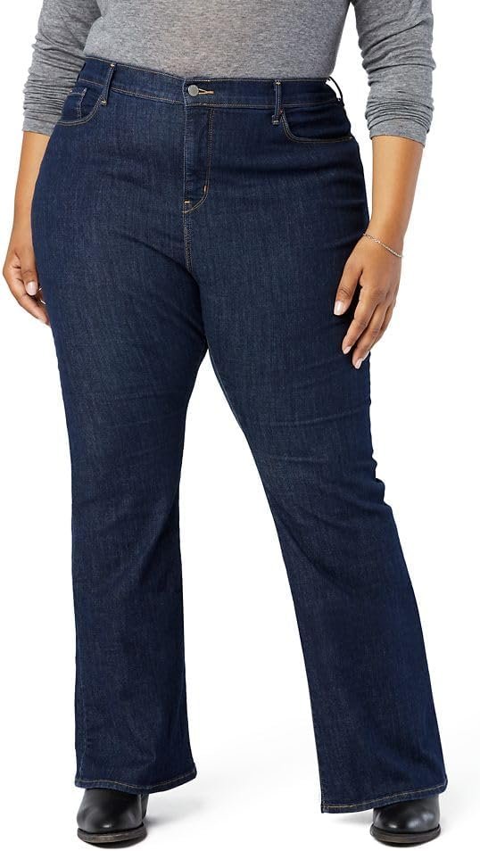 Levi Strauss Signature Gold Women’s Totally Shaping Flare Jean (Standard and Plus)